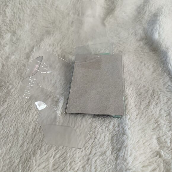 Rainbow High Shadow Zooey Electra Doll Outfit Accessories Cell Phone Case Laptop - Picture 4 of 5